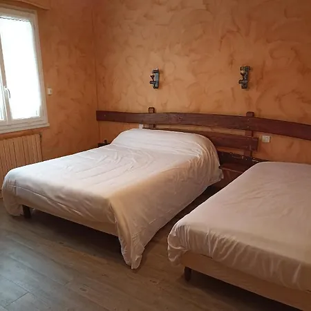 Hotel La Cremaillere Miremont (Puy-de-Dome)