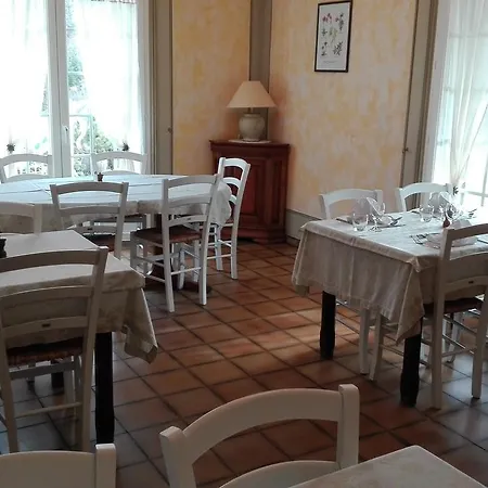 Hotel La Cremaillere 3*