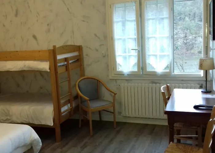 ホテル La Cremaillere 3*