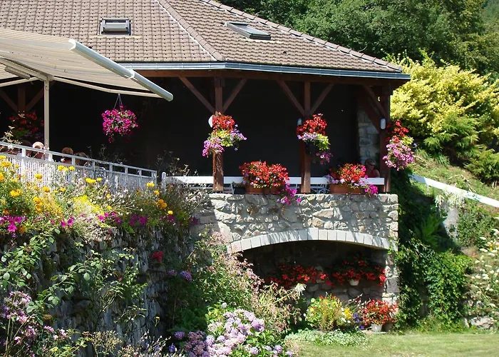 La Cremaillere 3* Miremont